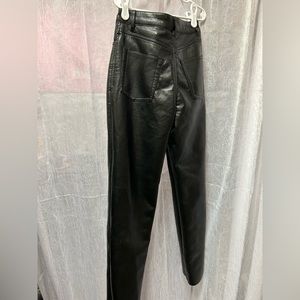 Wilfred, Aritzia leather pants